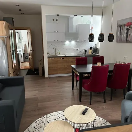 Apartment Studija Tipa Dzivoklis Blakus Jurai