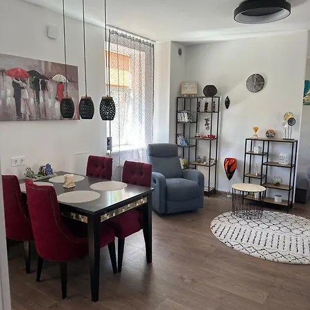 Studija Tipa Dzivoklis Blakus Jurai Apartamento